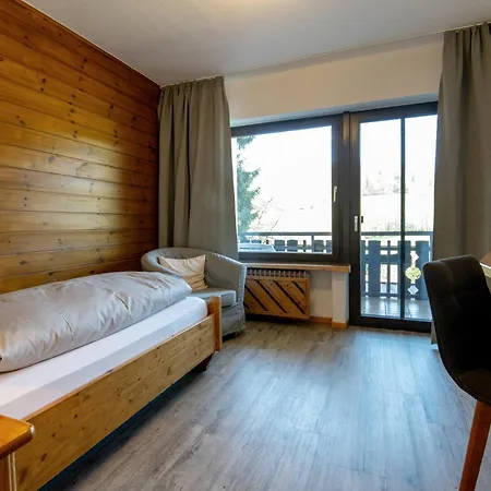 Lortz Hotel 3*